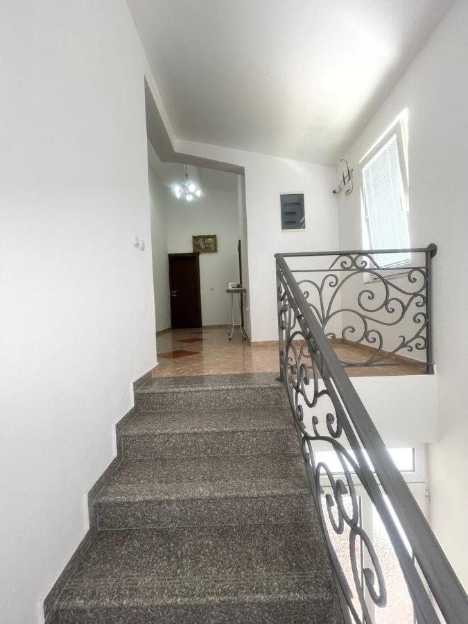 Kasneci Apartments Ulcinj Eksteriør bilde