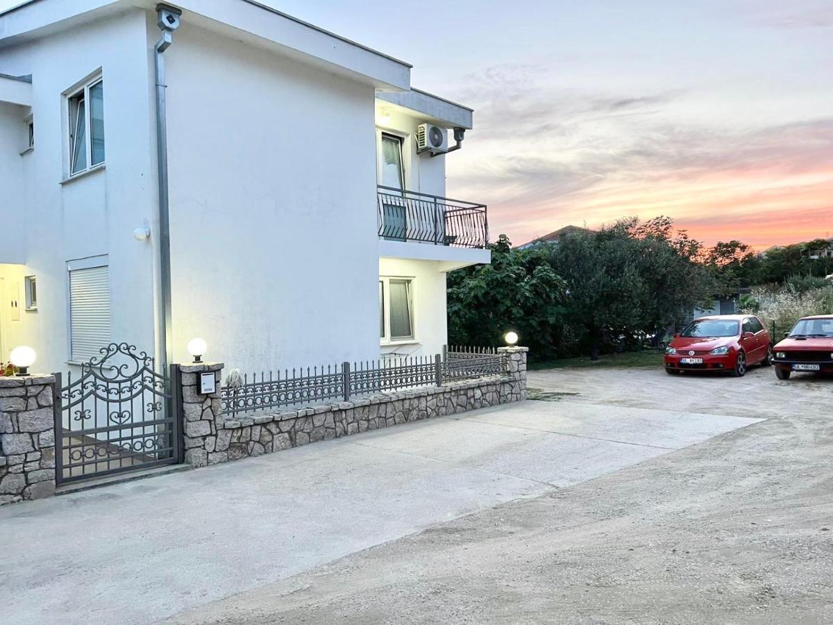Kasneci Apartments Ulcinj Eksteriør bilde